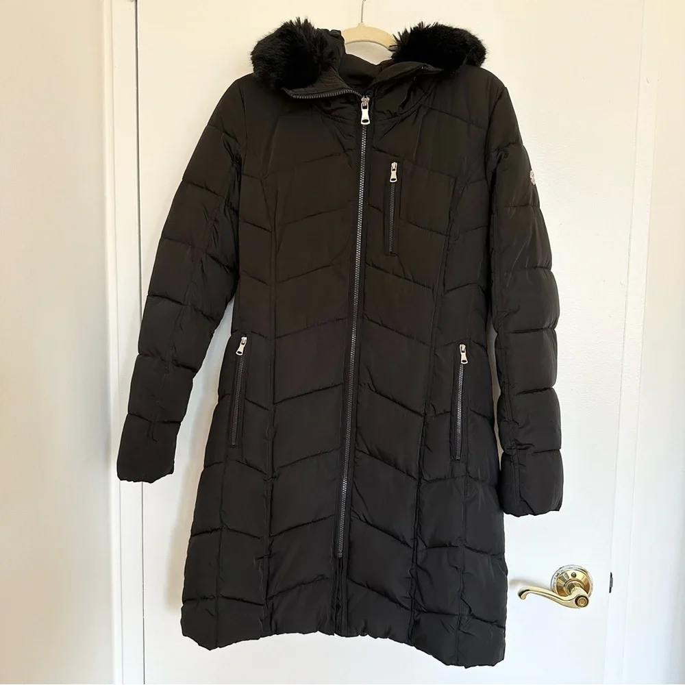 Women’s Calvin Klein Black Long Puffer Winter Coat with Faux Fur-Trimmed Hood - Picture 2 of 7